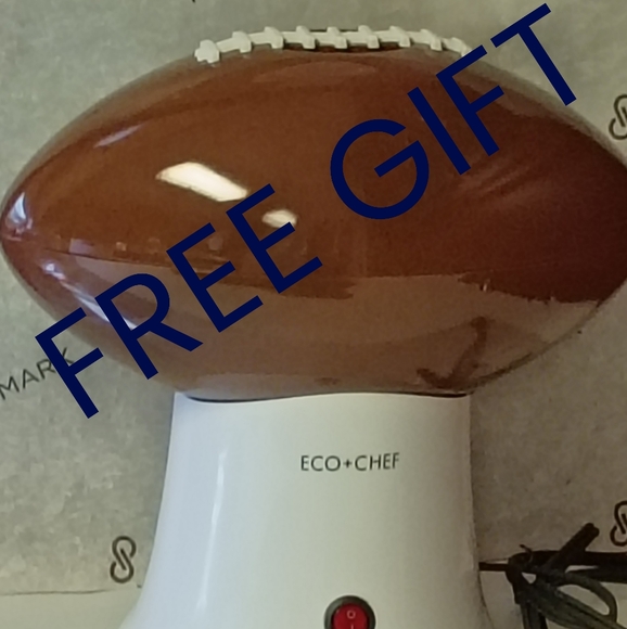 FREE  Eco-Chef Football Party Popcorn Maker Football Shaped Built-in Bowl - Picture 1 of 7